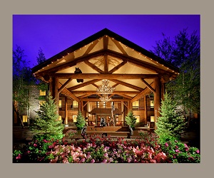 Lodge at Jackson Hole - Spend 6-nights in spacious mini-suites with lift tickets, hot breakfast, and shuttle to the slopes.